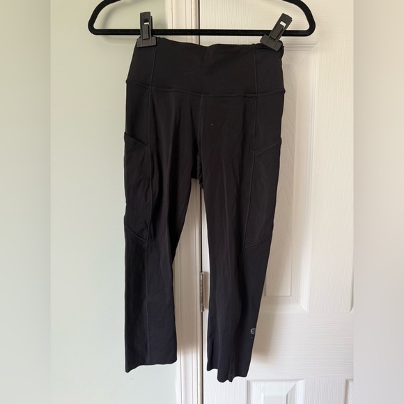 Lululemon Women’s 6 Black Fast and Free 19” Crop - Picture 1 of 4